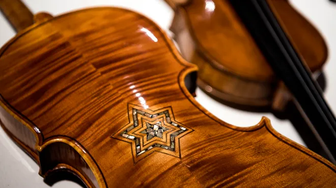 Star of David violin